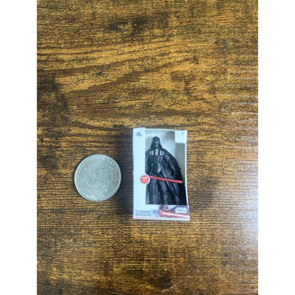 ZURU Mini Brands STAR WARS DARTH VADER Disney